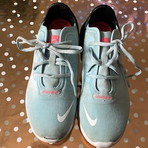 Women’s Nike Free sz 6.5